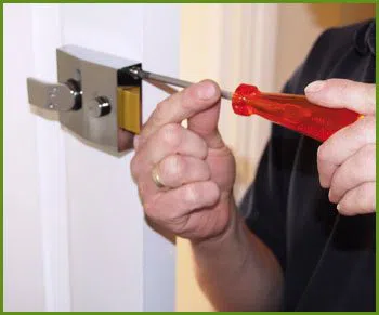 Neighborhood Locksmith Services Palmetto, FL 941-564-3369 - 10-lock-smiths