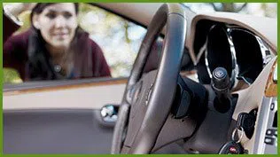 Neighborhood Locksmith Services Palmetto, FL 941-564-3369 - 19-automotive-lockouts