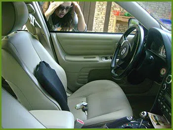 Neighborhood Locksmith Services Palmetto, FL 941-564-3369 - 20-keys-locked-in-car